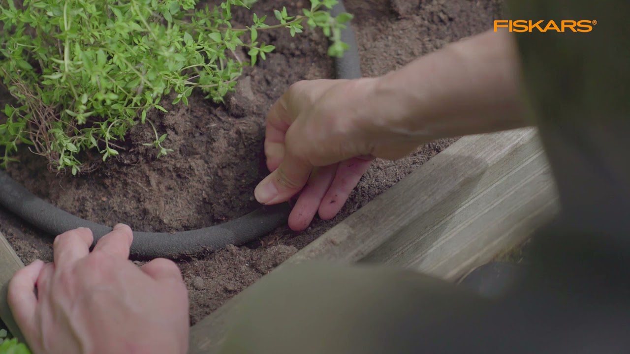 Fiskars - locsol&aacute;s - csepegtető t&ouml;mlő