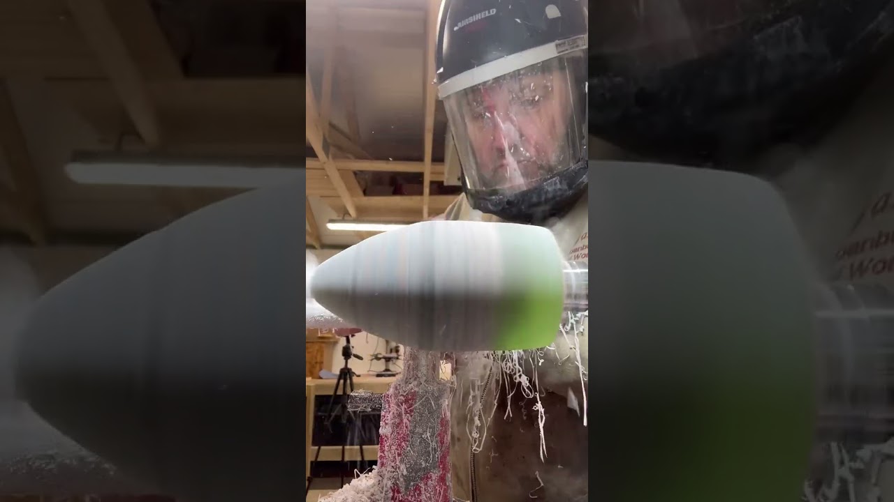 Pine cone and resin into an Xmas tree