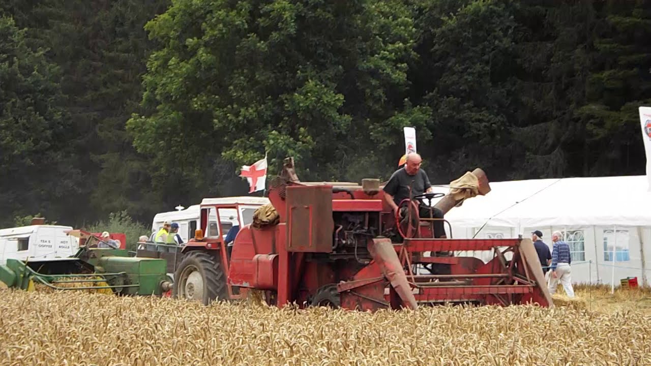 Massey Ferguson 735 with a Major distraction. (Please see description for copyright information)