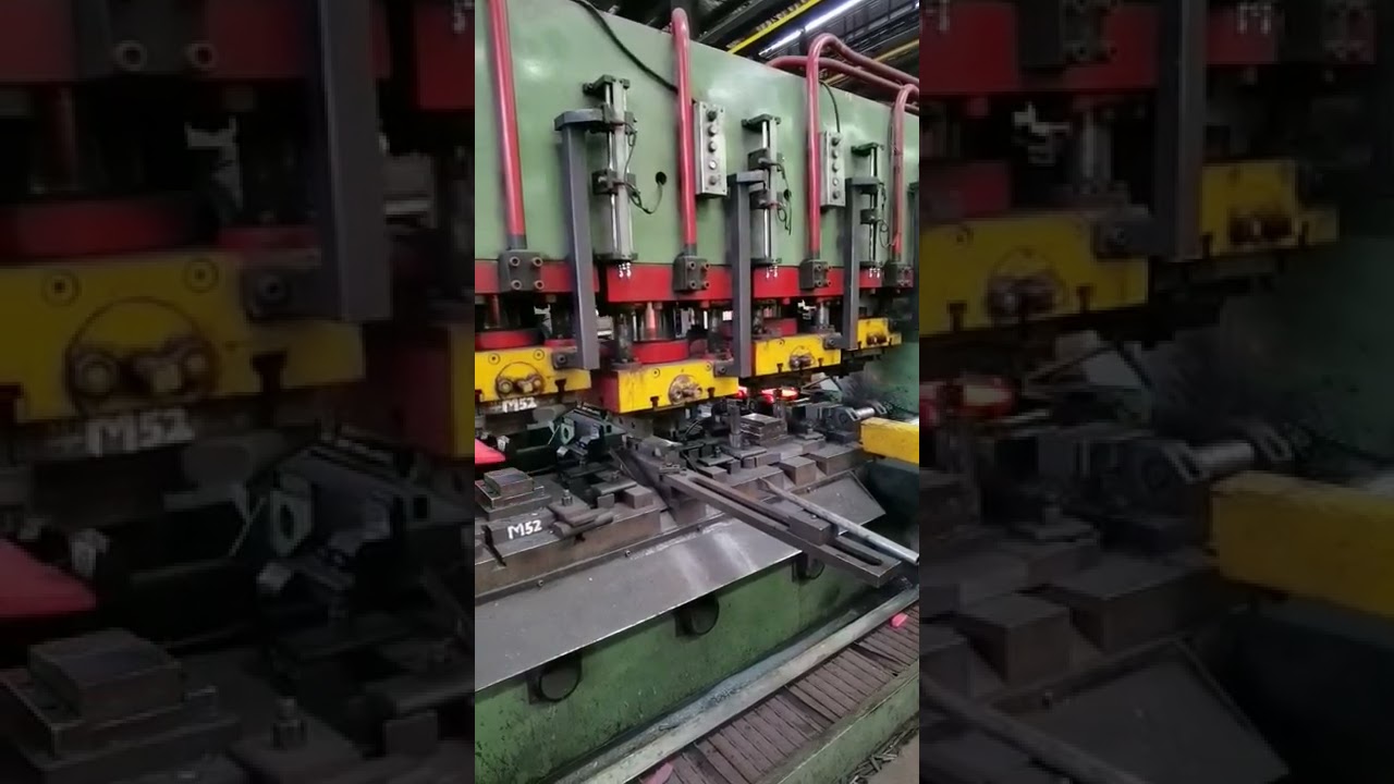 leaf Spring Cut.,Bend,Groove produce one time, Automatic Machine For Muelles.