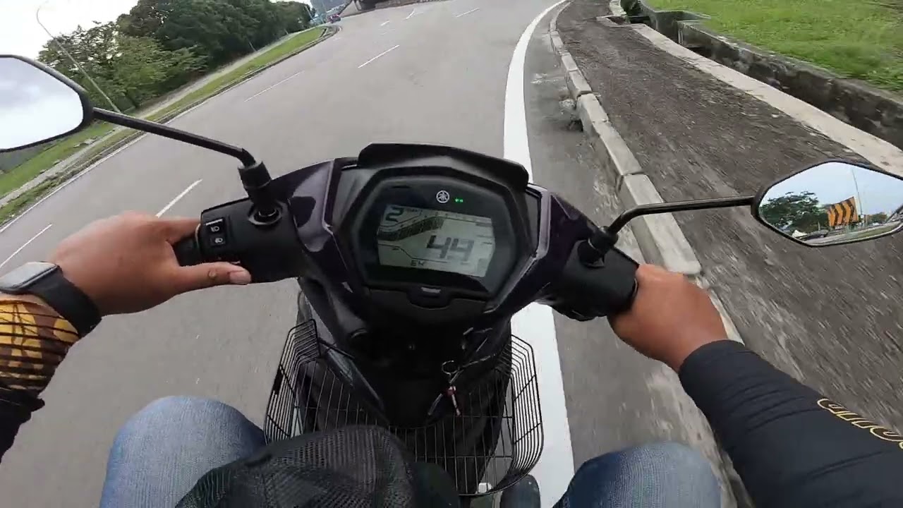 LC135 Fi V8 NAK DAPAT 100KMJ PUN PAYAH