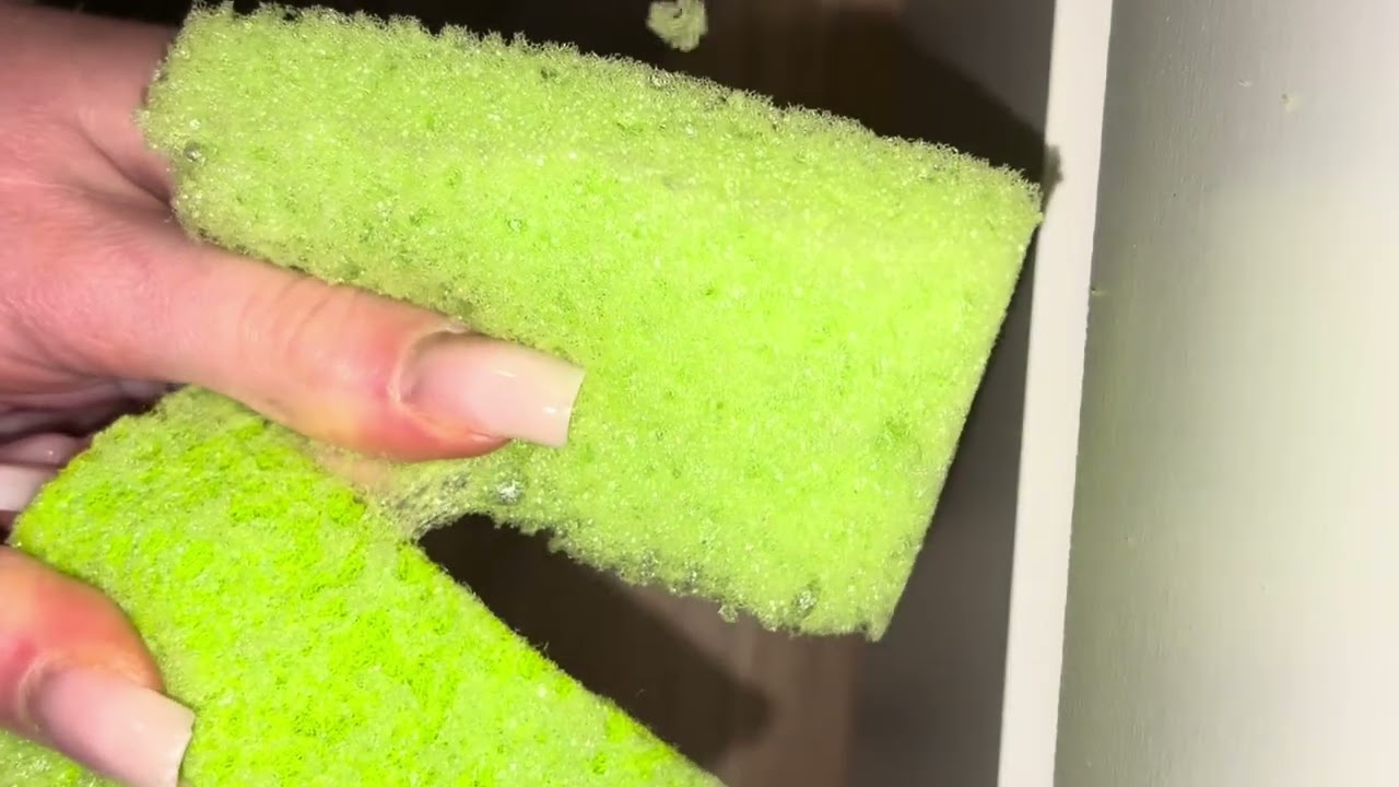 ASMR green sponge ripping💚 (scour off, schratching squeezing, scour rip and dry rip)