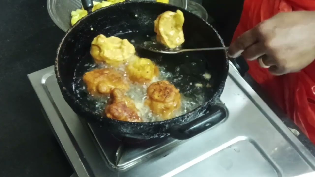 ফুলকপিব পকোড়া রেসিপি।