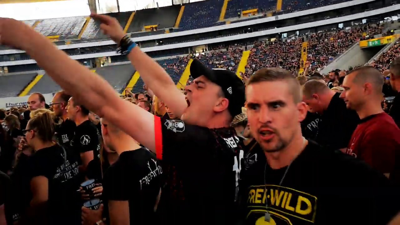 Unantastbar - Das Stadion brennt live in Frankfurt am 5.7.19 Das Stadion trägt Geweih