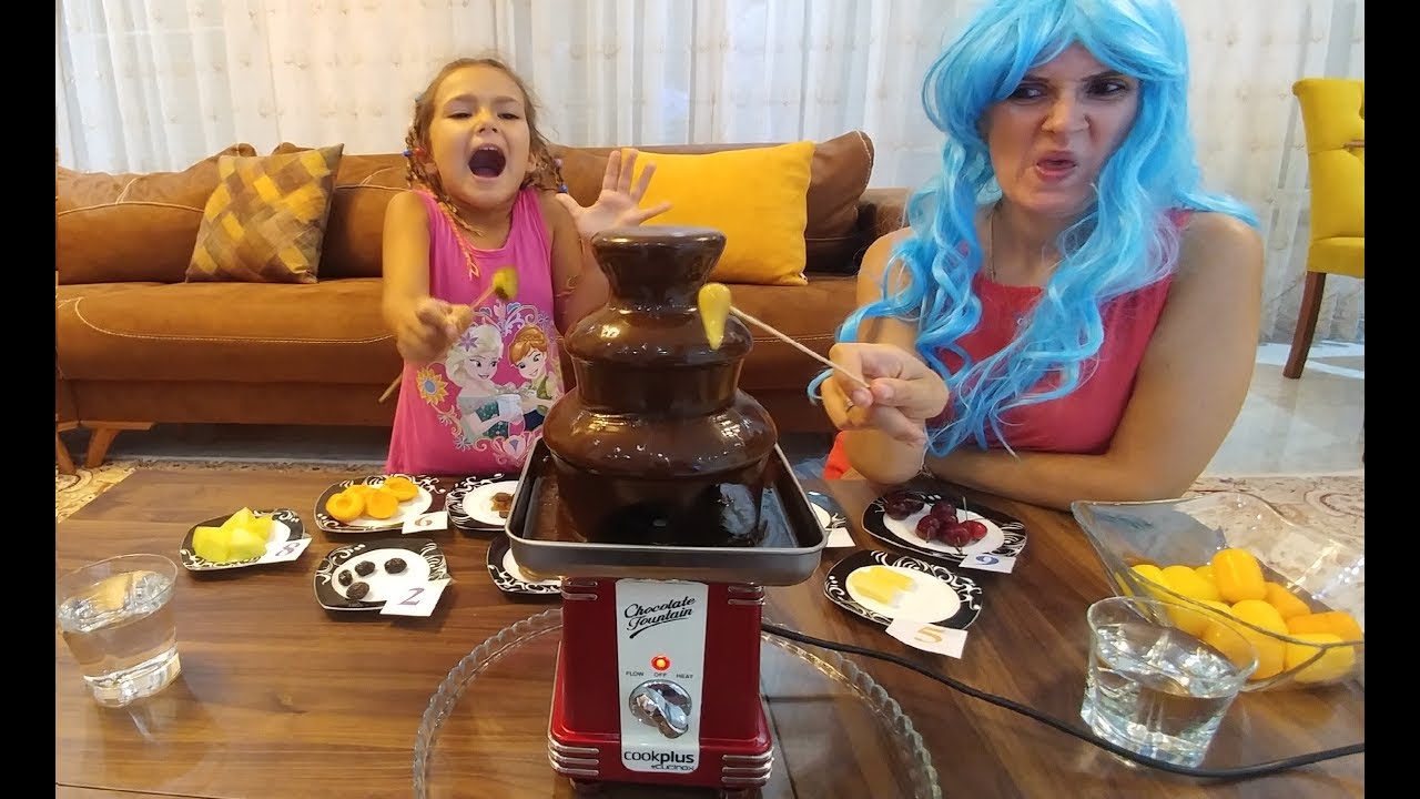 ÇİKOLATA ŞELALESİ İLE CHALLANGE YAPTIK, eğlenceli challenge videosu