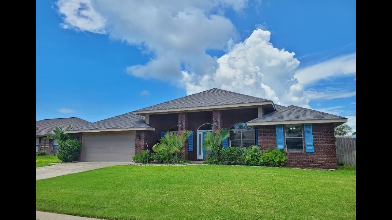 1879 Bay Pine Circle, Gulf Breeze, Florida 32563