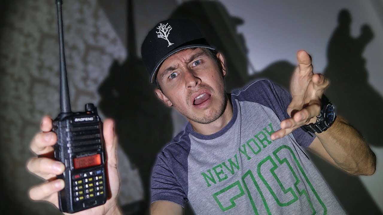 ALGUÉM TENTOU SE COMUNICAR COMIGO PELO RÁDIO