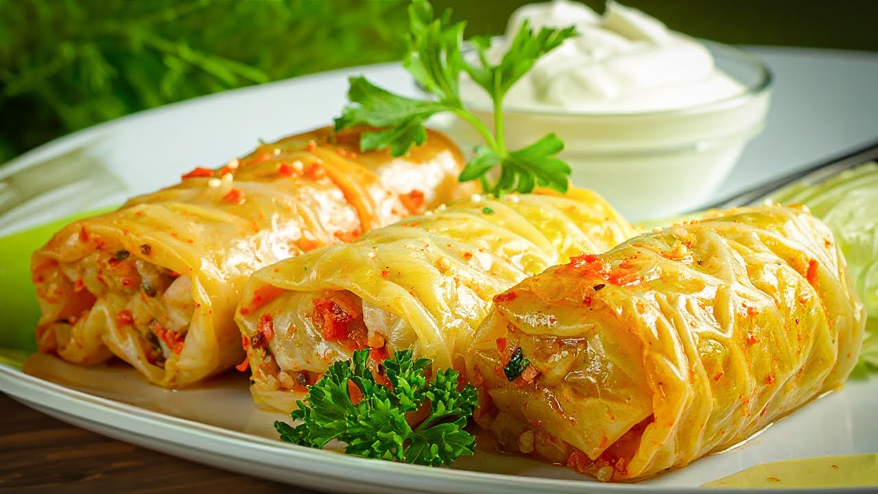 Traditional Cabbage Rolls That Melt in Your Mouth