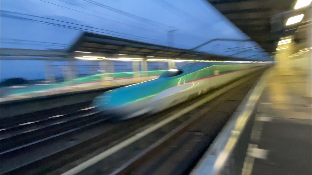 Shinkansen going 320kmh (200 mph)