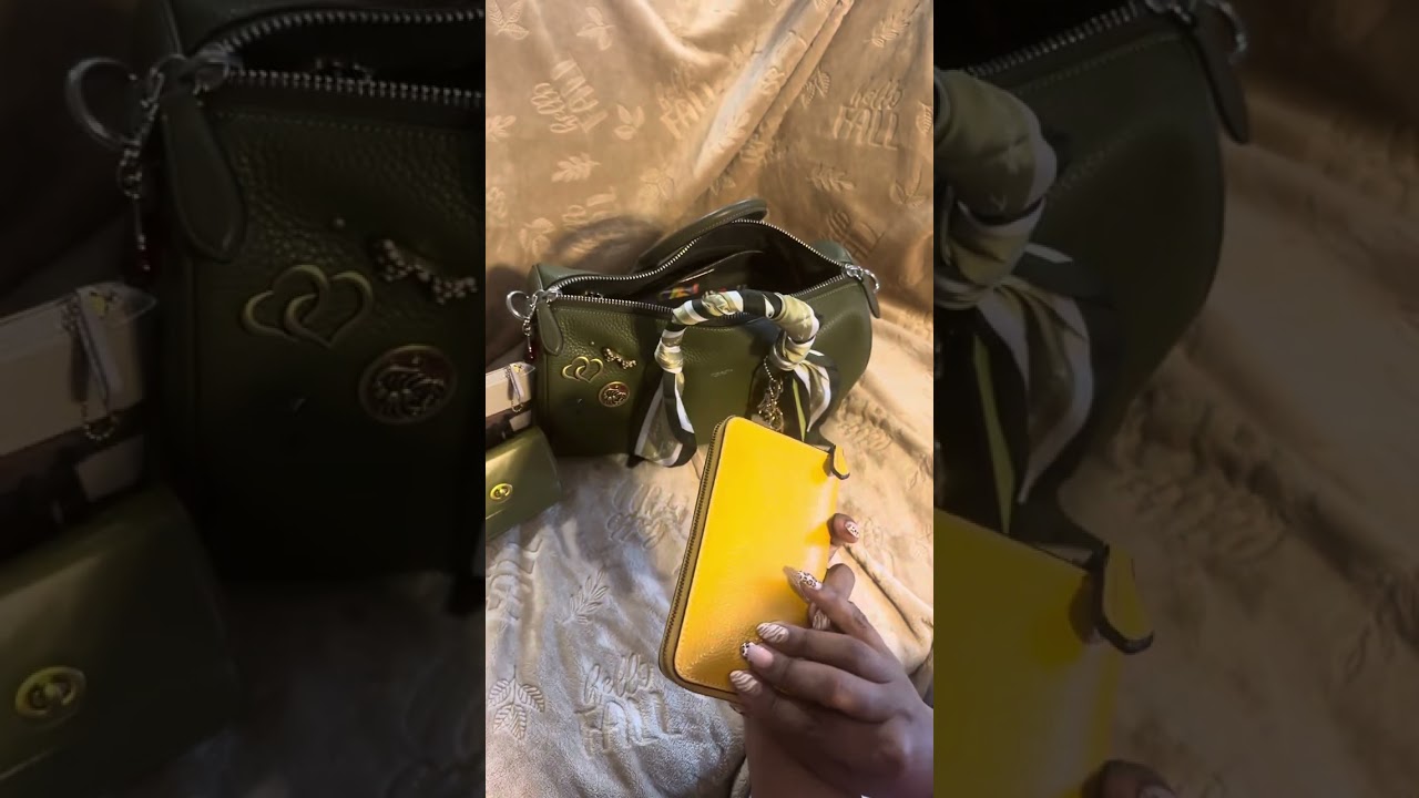 Coach Compass 35 Coach Create and what's in my bag!! 