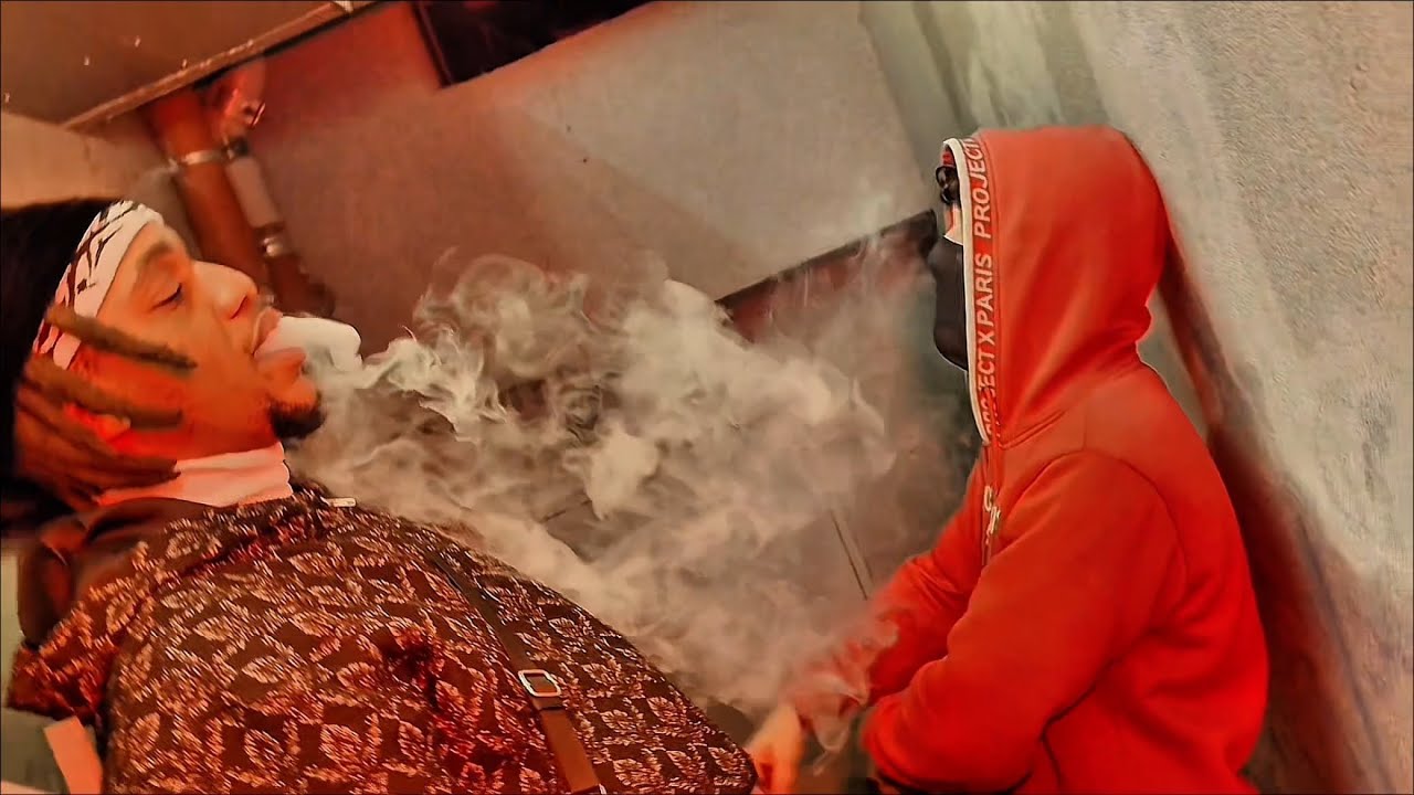 UCHI NTS FT WA2 - BLACK ( Clip officiel )