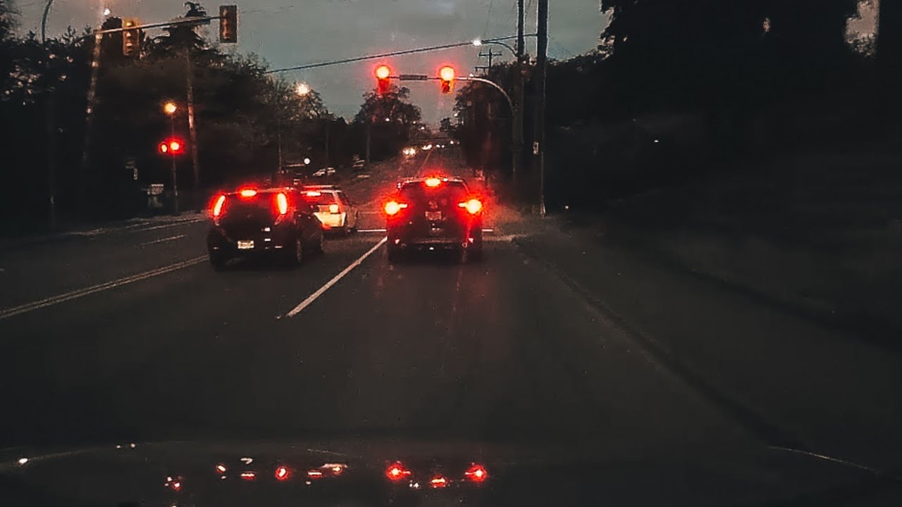Efficient Driving Strategies for City Traffic