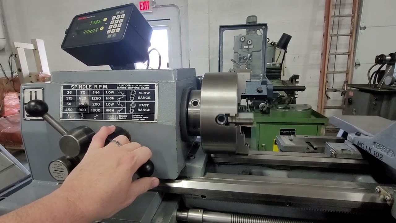 Standard-Modern 1133 Engine Lathe w/Anilam DRO, Inch/Metric Threading & Taper