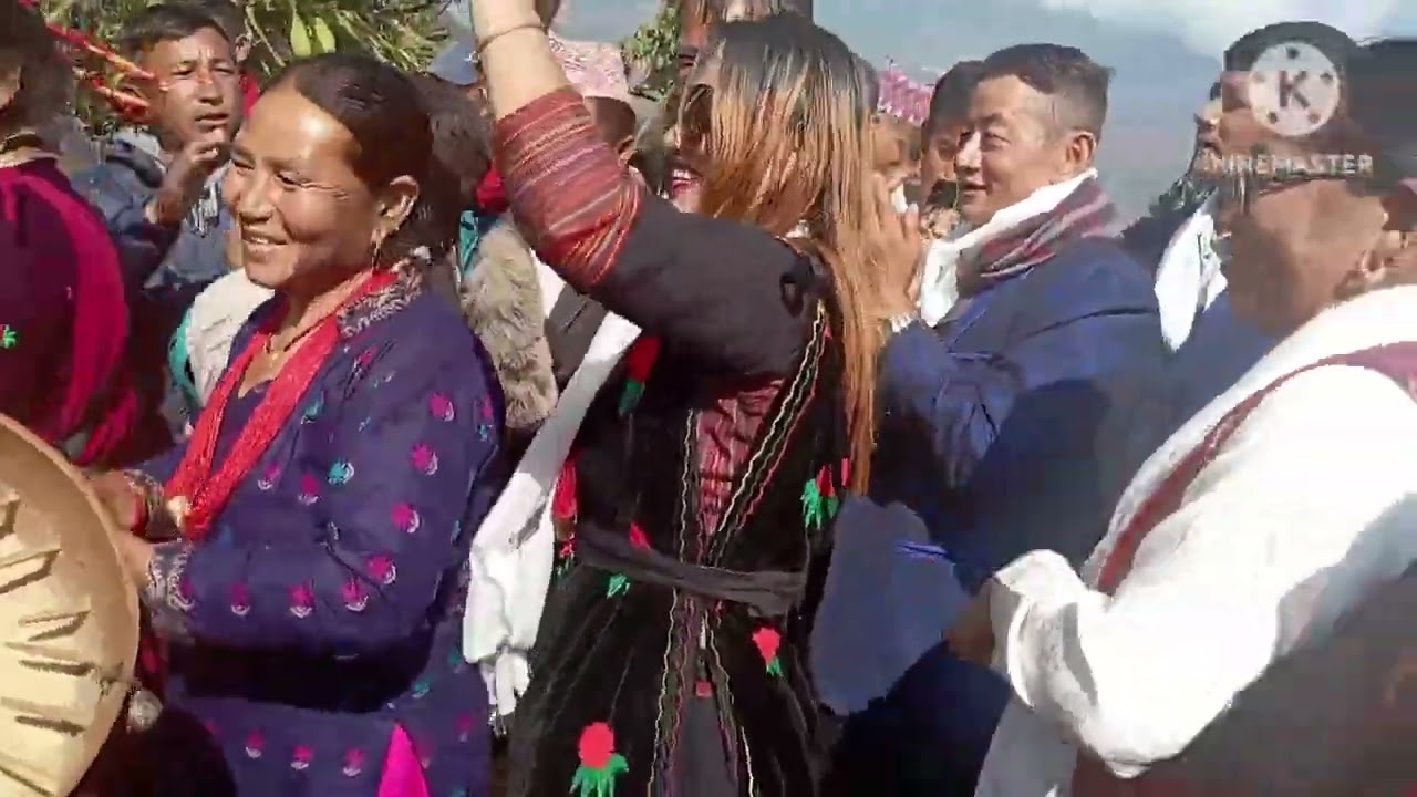 सिन्धुपाल्चोकको खन्दोके सेलो बिष्णु माया सुक माया बिजय गोलेको गित सुन्नु नभुल्नु होल