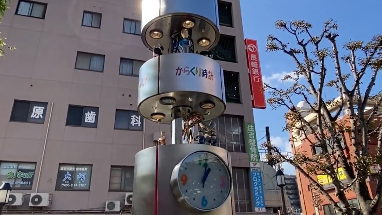 伸びる伸びる！チトセピア「龍踊りからくり時計」