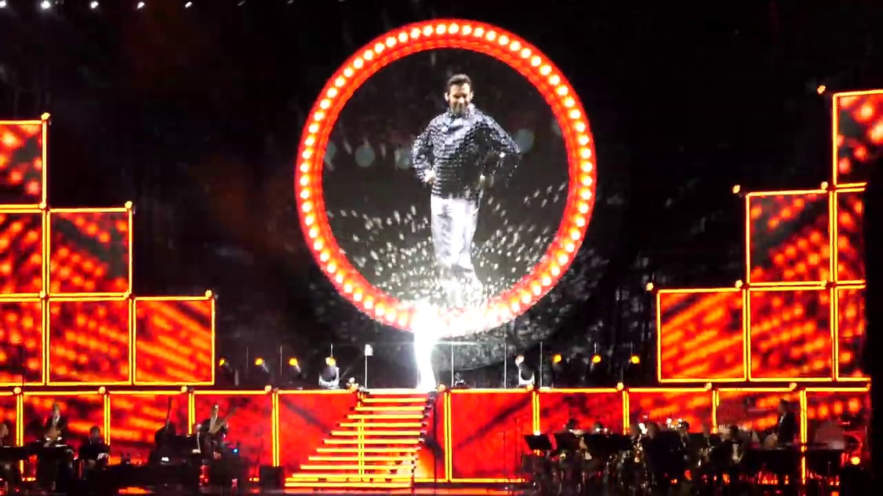 Hugh Jackman as Peter Allen (Audience Participation)
