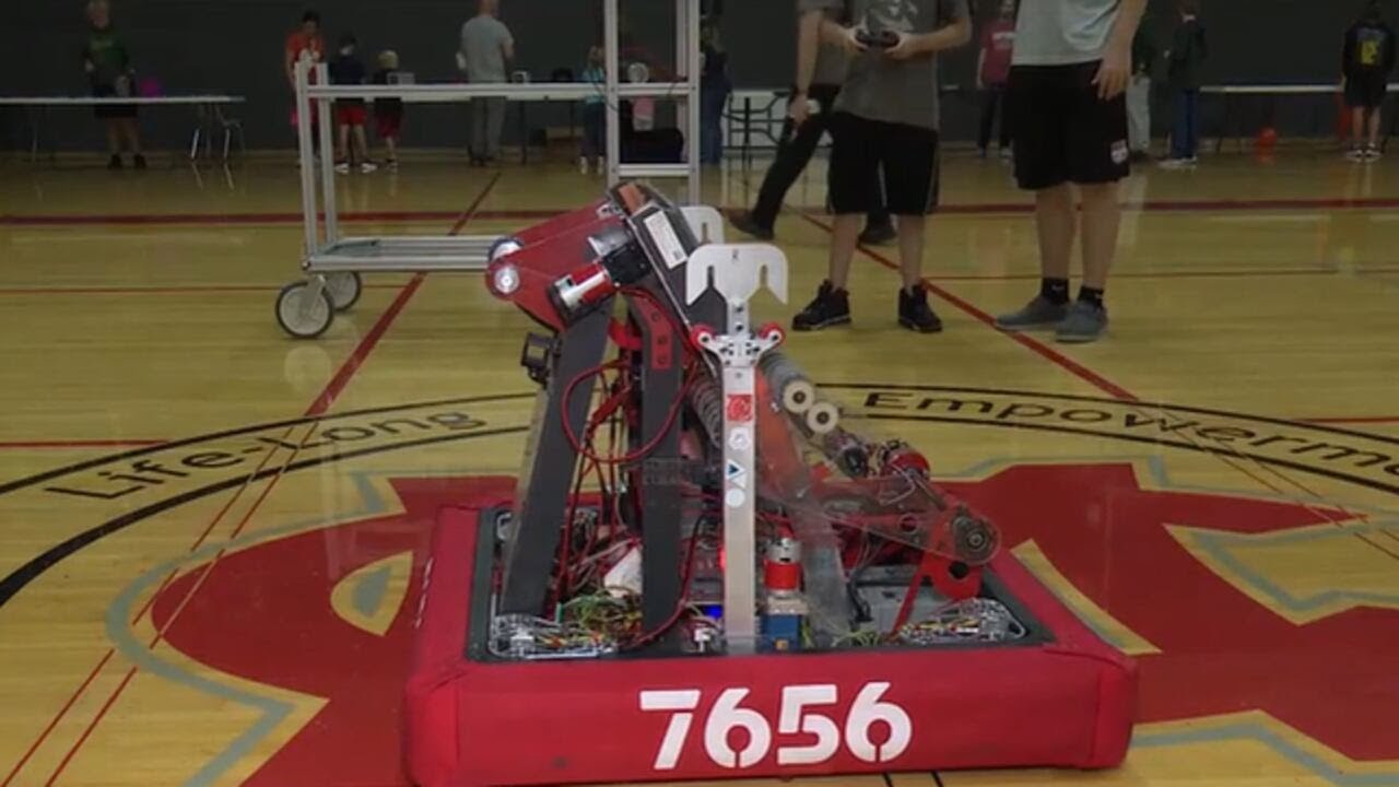 STEM night drives passion for students at Michigan Center