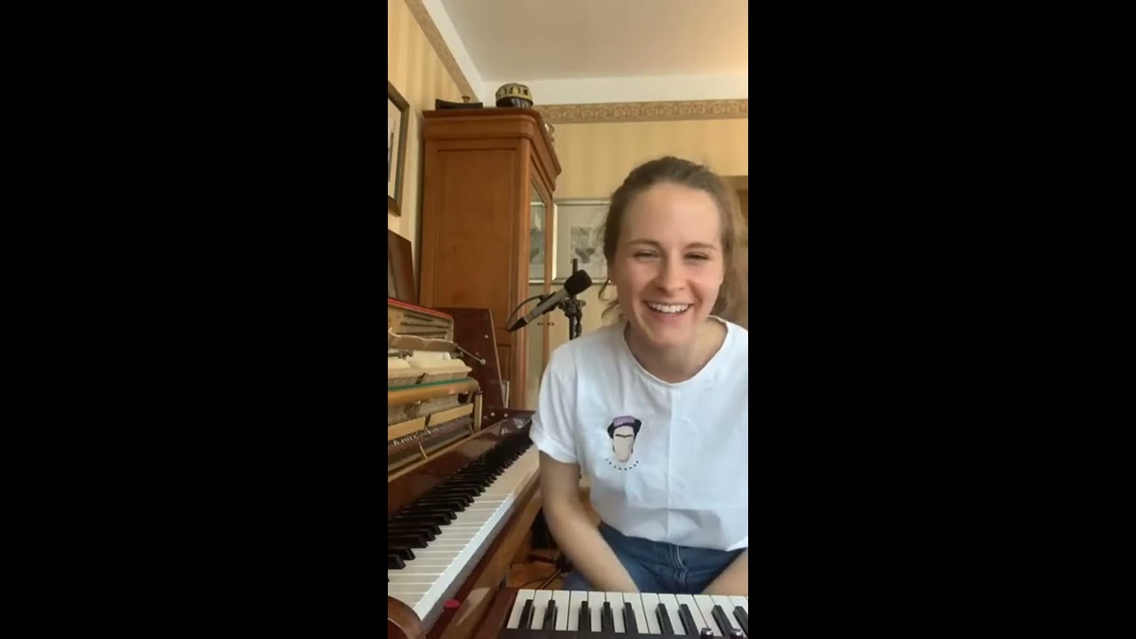 live: hania rani @ instagram