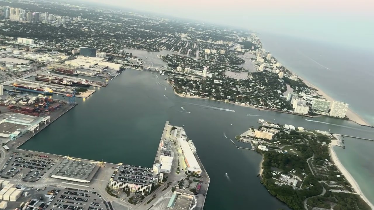 Fort Lauderdale Hollywood FLL December 28, 2025 Sunset Take Off