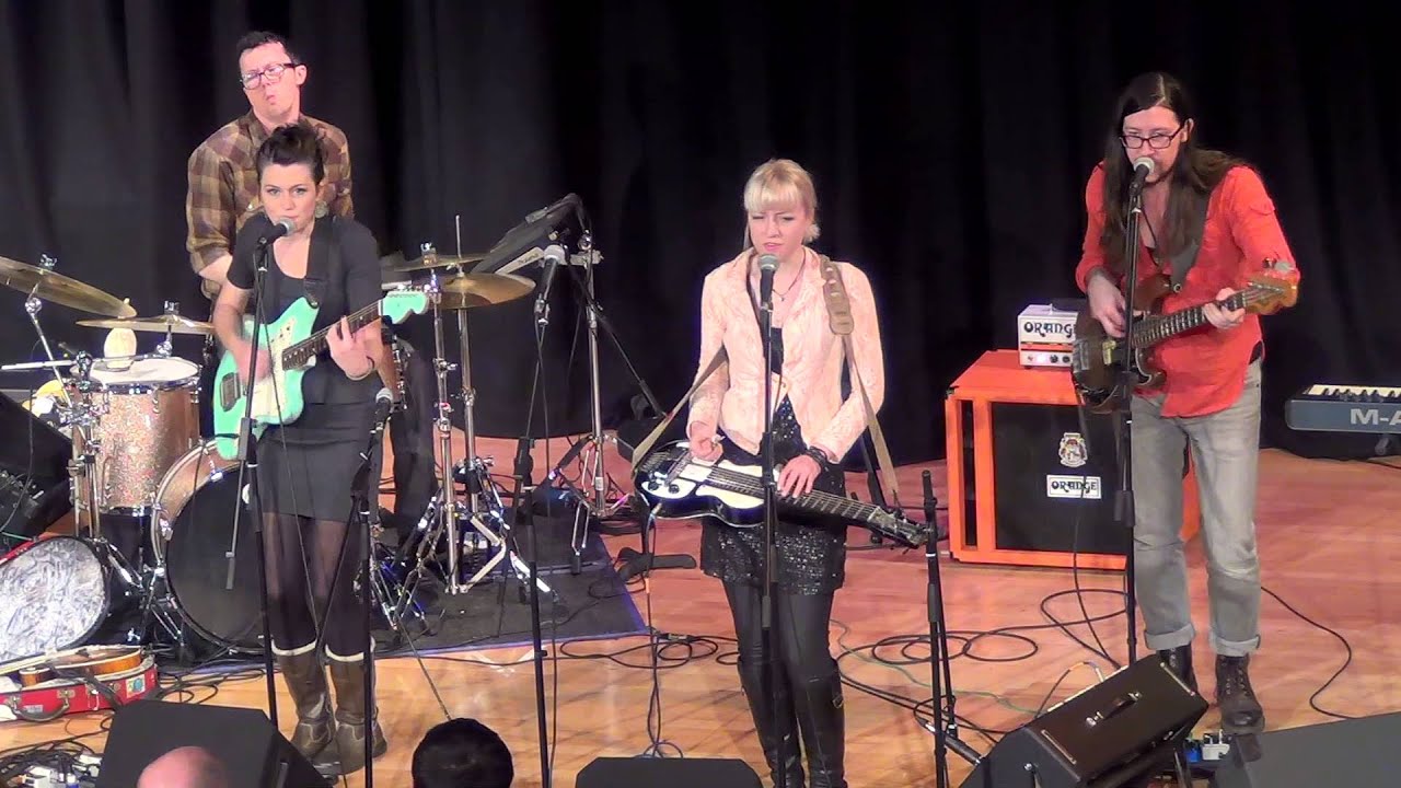 Larkin Poe@Barnsley Horizon Center 2013
