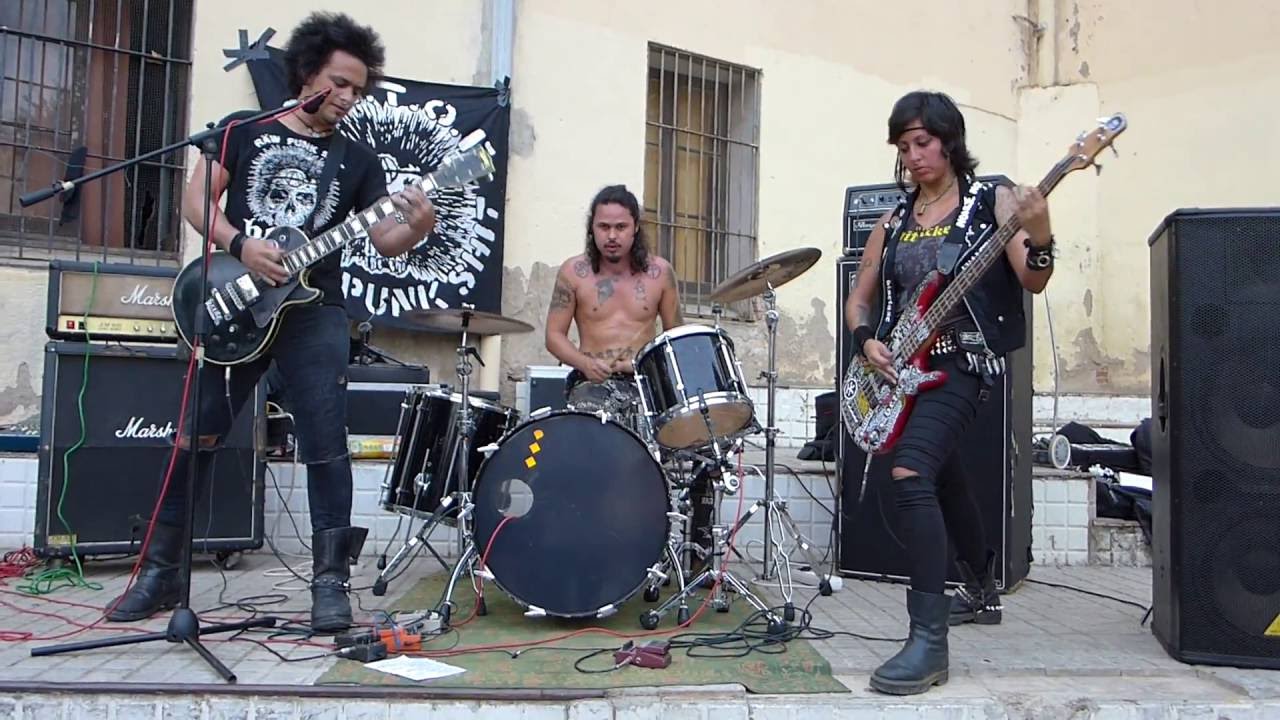 B.E.T.O.E., live 2of2 Barcelona 04-09-2016, MDA vol.2 fest, carrer Cinca