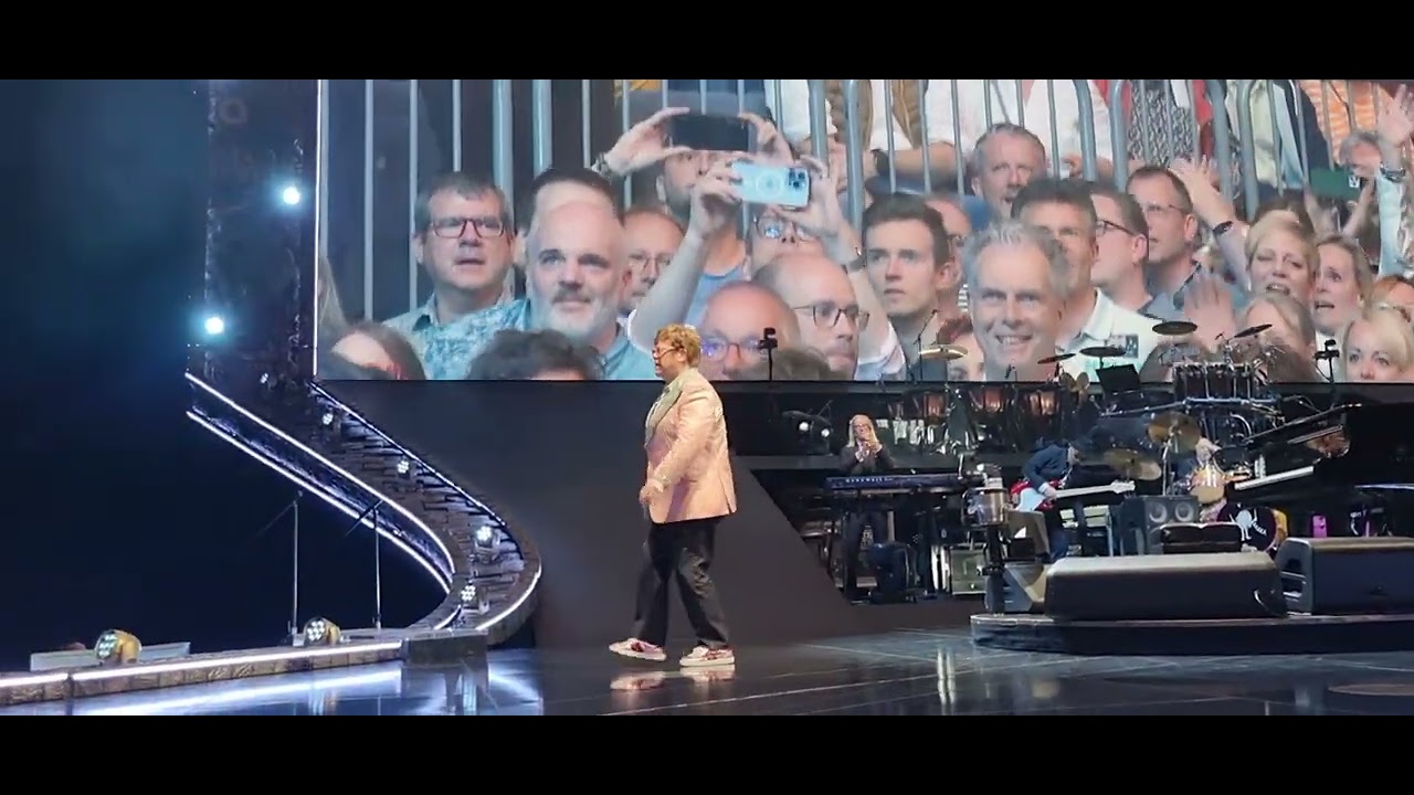 Elton John - Crocodile Rock - Lanxess Arena Köln / Cologne - 19.5.23 / 23/5/19