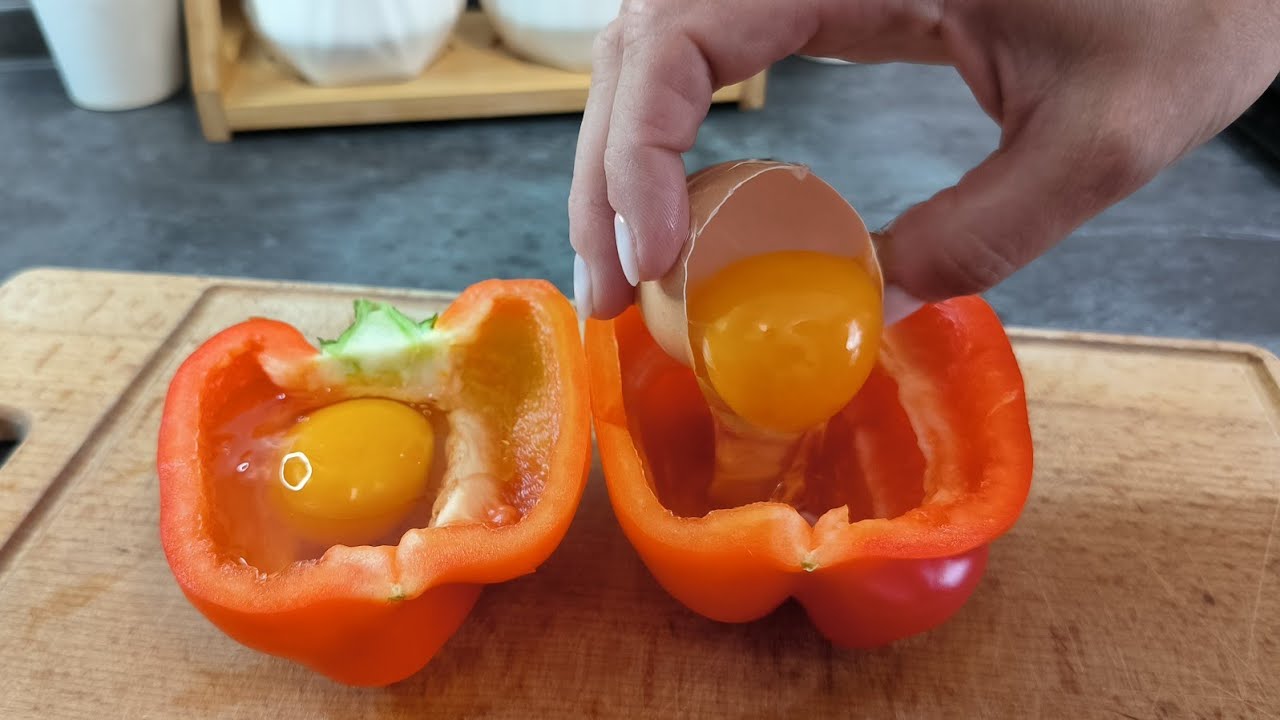 Просто положите яйцо в перец и Вы будете в восторге! Полезный и вкусный завтрак!