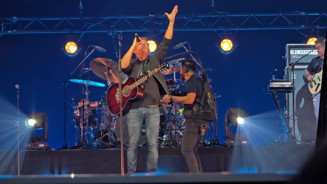 Chis Tomlin Forever Holy Tour in Ontario Ca. @christomlin3936