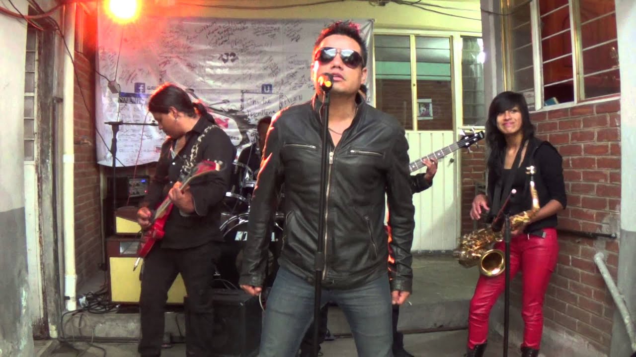 Perro Callejero Olvidarte En el 2do. Aniv. de Grupo Radio Clin Tv