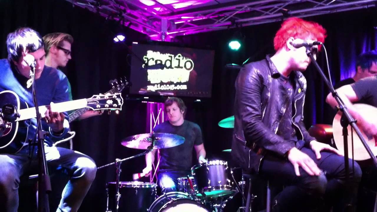 The Kids From Yesterday (Acoustic) - My Chemical Romance.