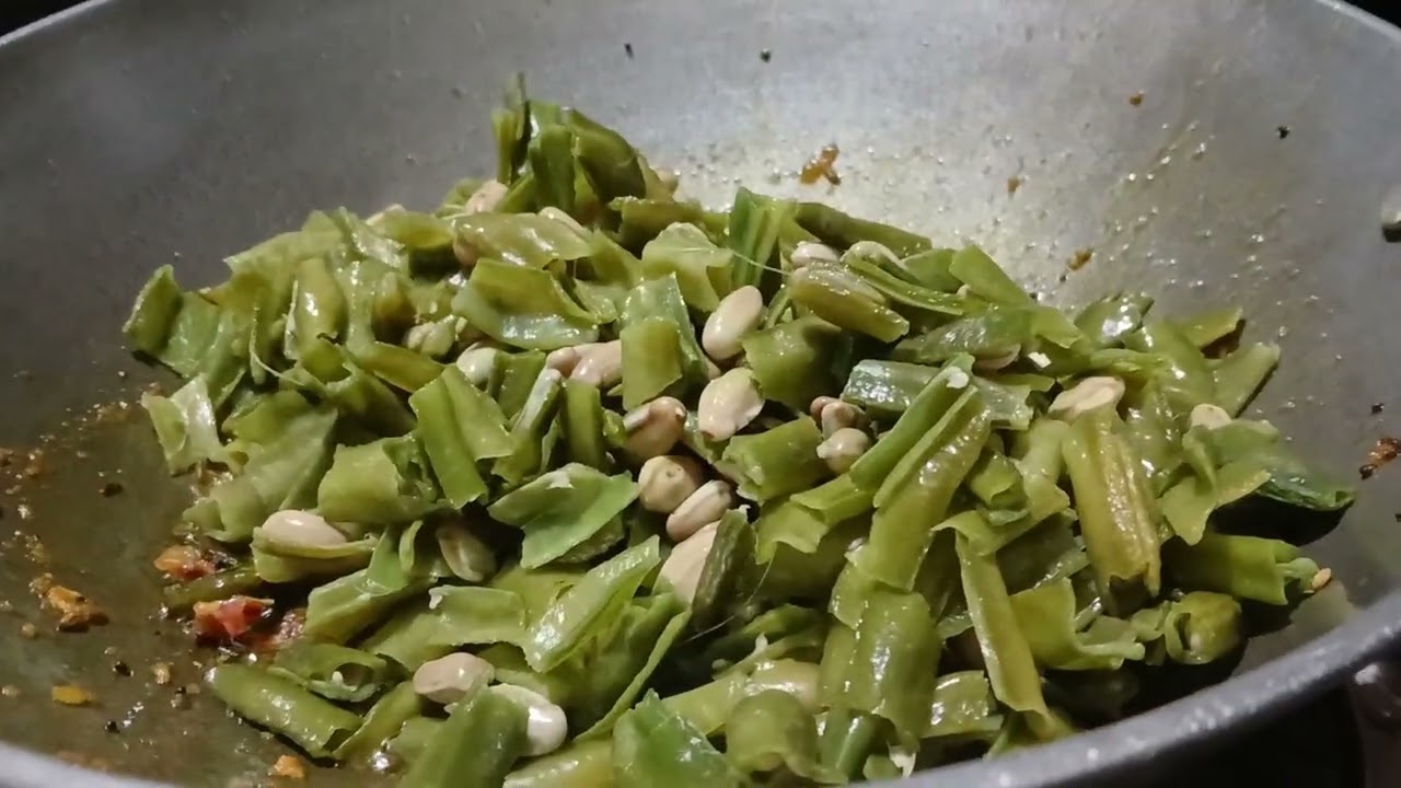 Pachi Mirchi Chikudu Kaaya Curry 4k