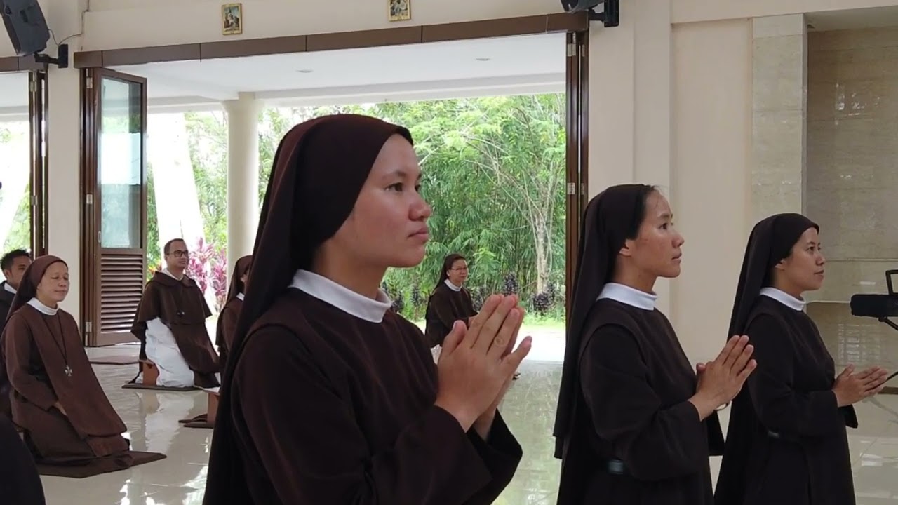 2  Panggilan Putri Karmel dan CSE