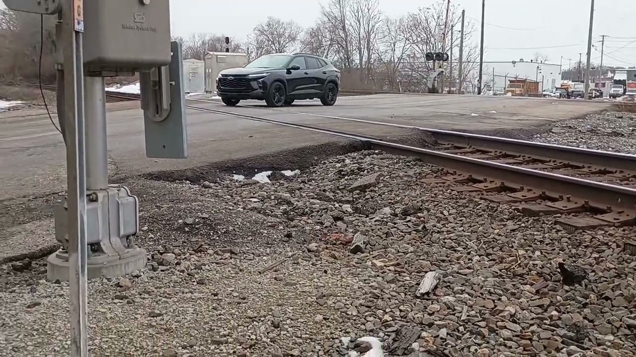 5 trains caught on Valentine's Day in Dayton With a train meet at the end