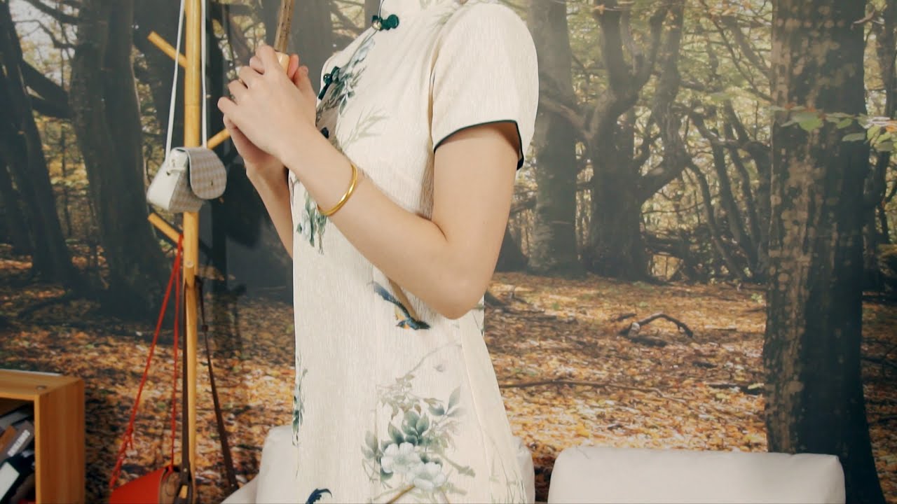Shelley outfit ideas--Chinese traditional cheongsam, elegant and atmospheric