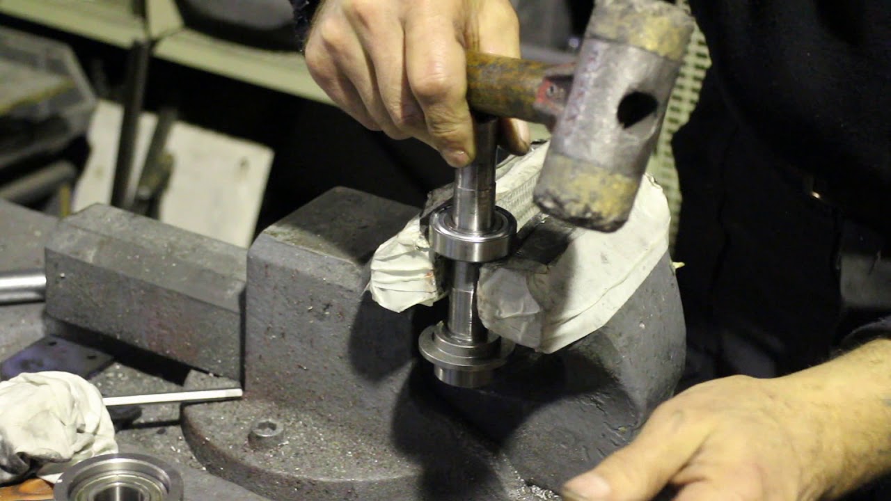 How to Replace the Bearing on a Cut Off Machine - Miter Saw Machine Repair