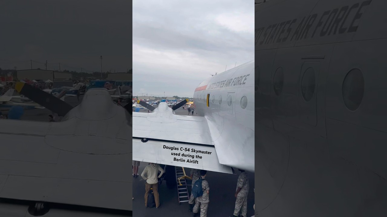 Douglas C-54 Skymaster used during the Berlin Airlift at Leesburg Airshow