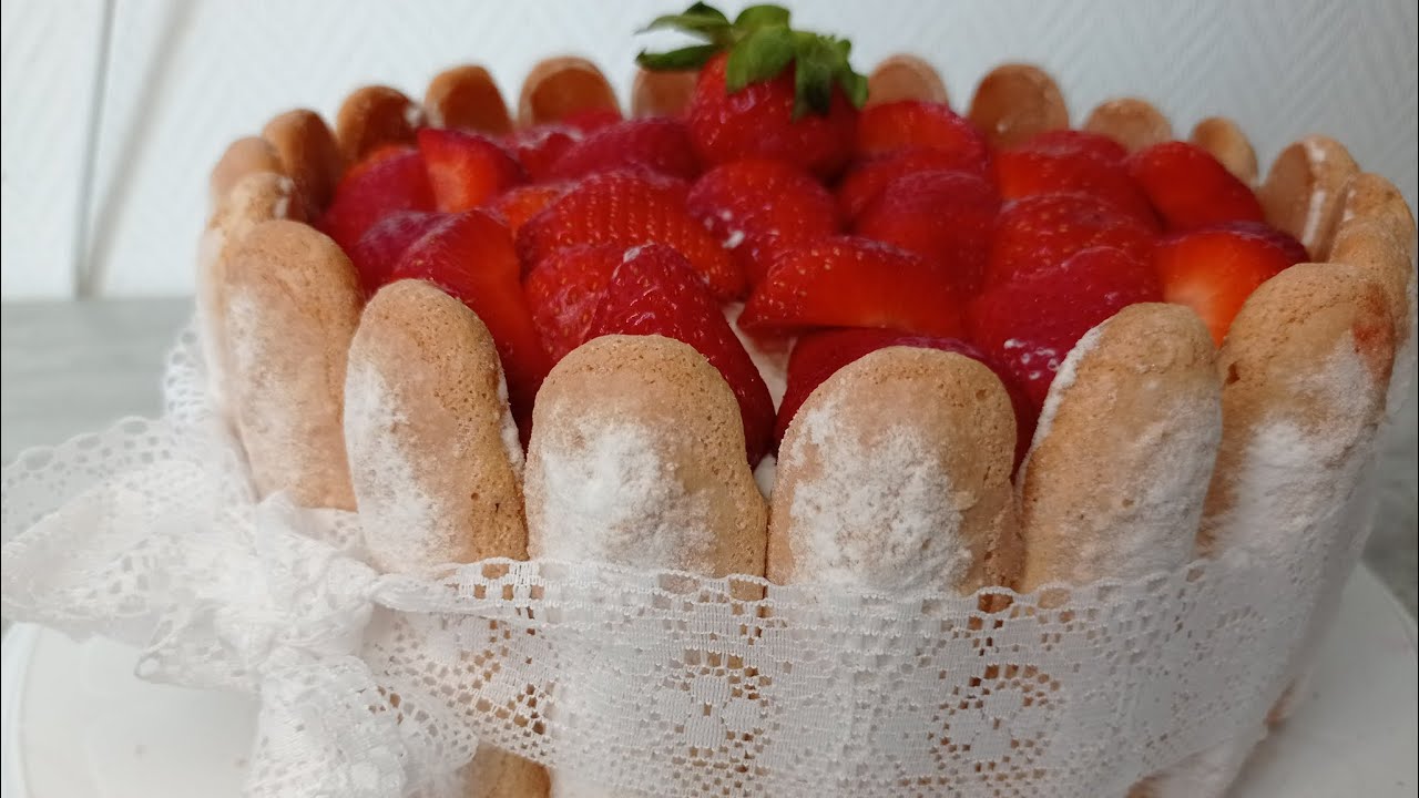 ✨IDÉE DESSERT FRAIS ET RAPIDE🌙CHARLOTTE AUX FRAISES🍓🌙