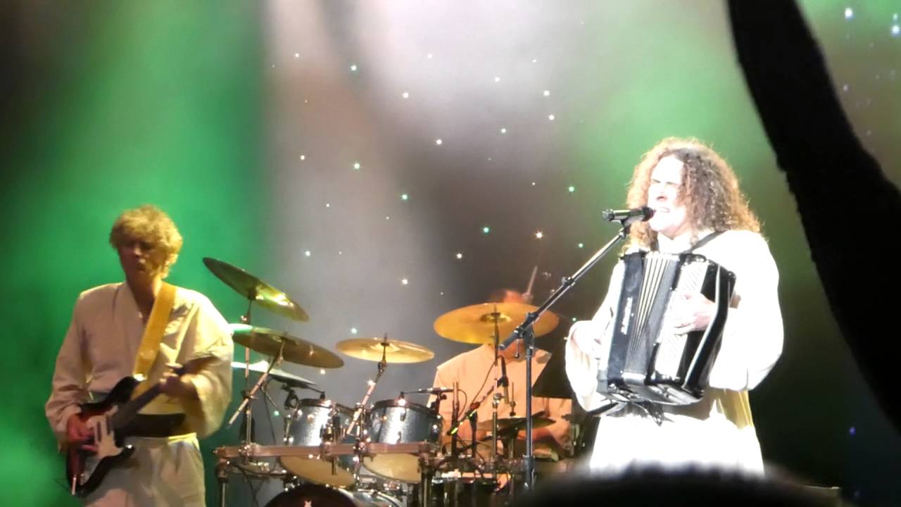 We All Have Cellphones/ The Saga Begins/ Yoda (ft Lin-Manuel Miranda) - Weird Al Yankovic (09-24-16)