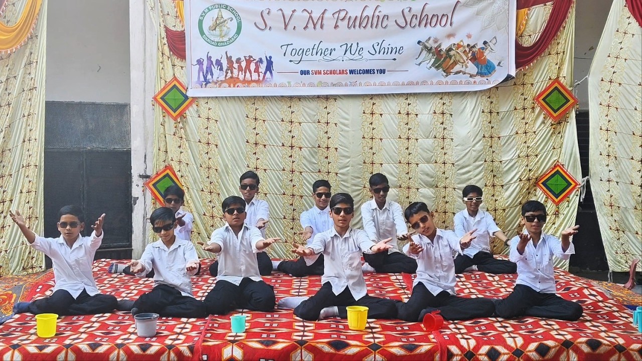 Lazy Dance Performance by Boys 😂 | SVM Annual Fest 2K26 | Funny School Dance