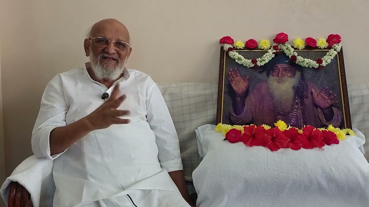 தெய்வத்தின் நாமம் - யோகி ராம்சுரத்குமார் | Name of the Divine - Yogi Ramsuratkumar