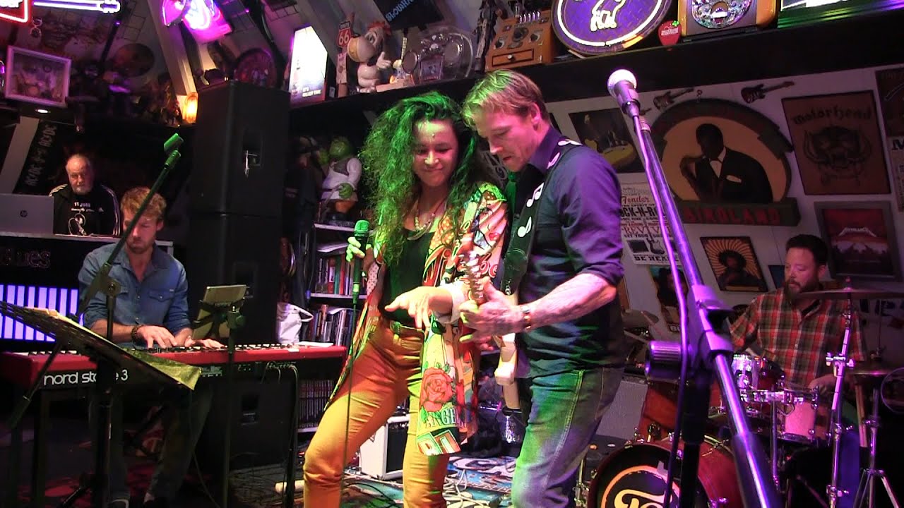 FD Blues Band speelt live in Bluezy
