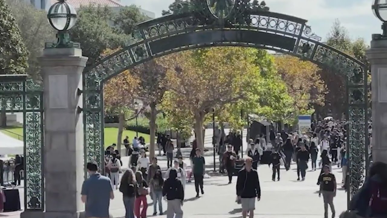 Students rally for University of California system funding