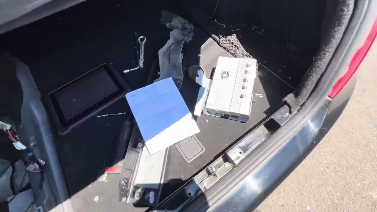 Fault code D102 Mercedes W221 no radio no sound. S550 CL550