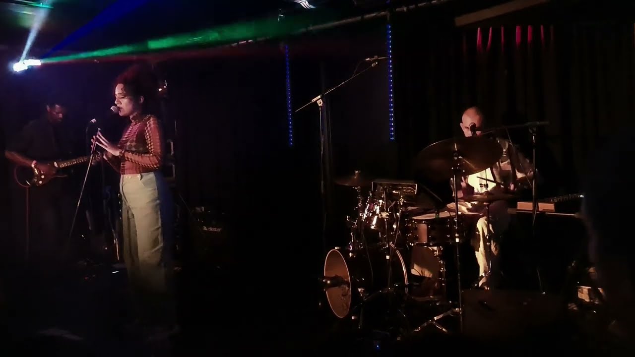 The Hics - The Man Who Sold The World (Live - Courtyard Theatre, London - 27/01/23)