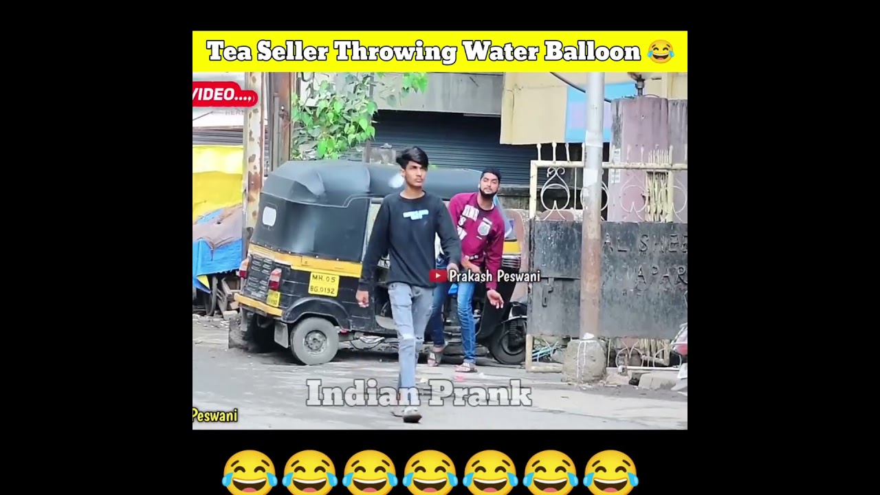 Tea Seller Throwing Water Balloon Prank - 😂 #short #viral #prank