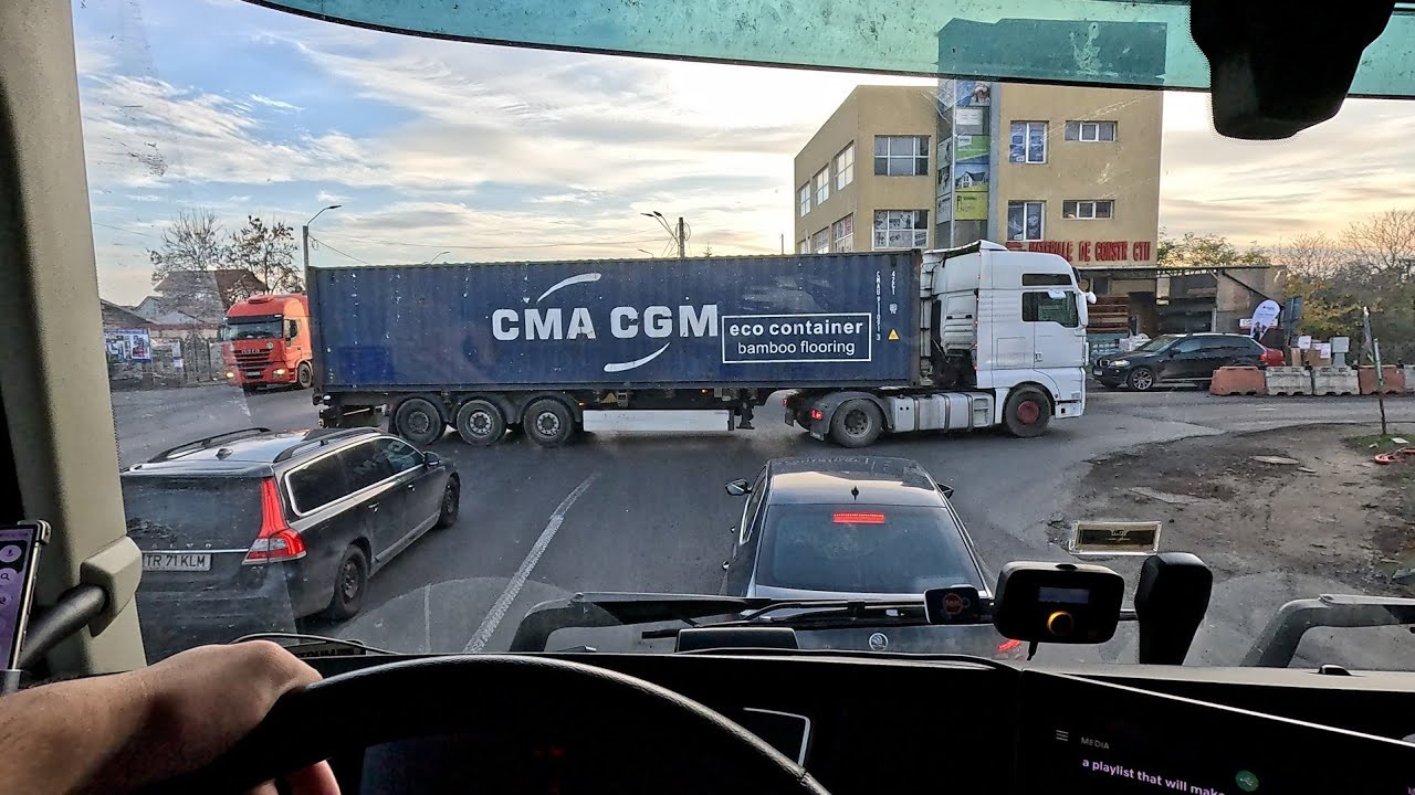 Truck Vlog - Welcome to Bucharest. Fog, Crazy Traffic, and 14km Line of Trucks to Ruse.