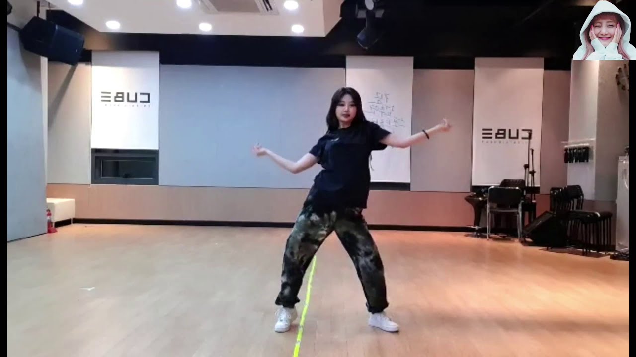 Soojin dancing to What's Your Name + Senorita + Uh Oh