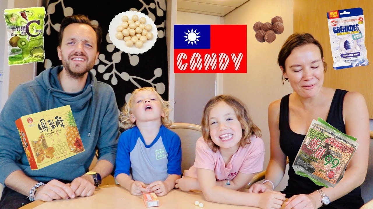 Familjen testar godis från Taiwan