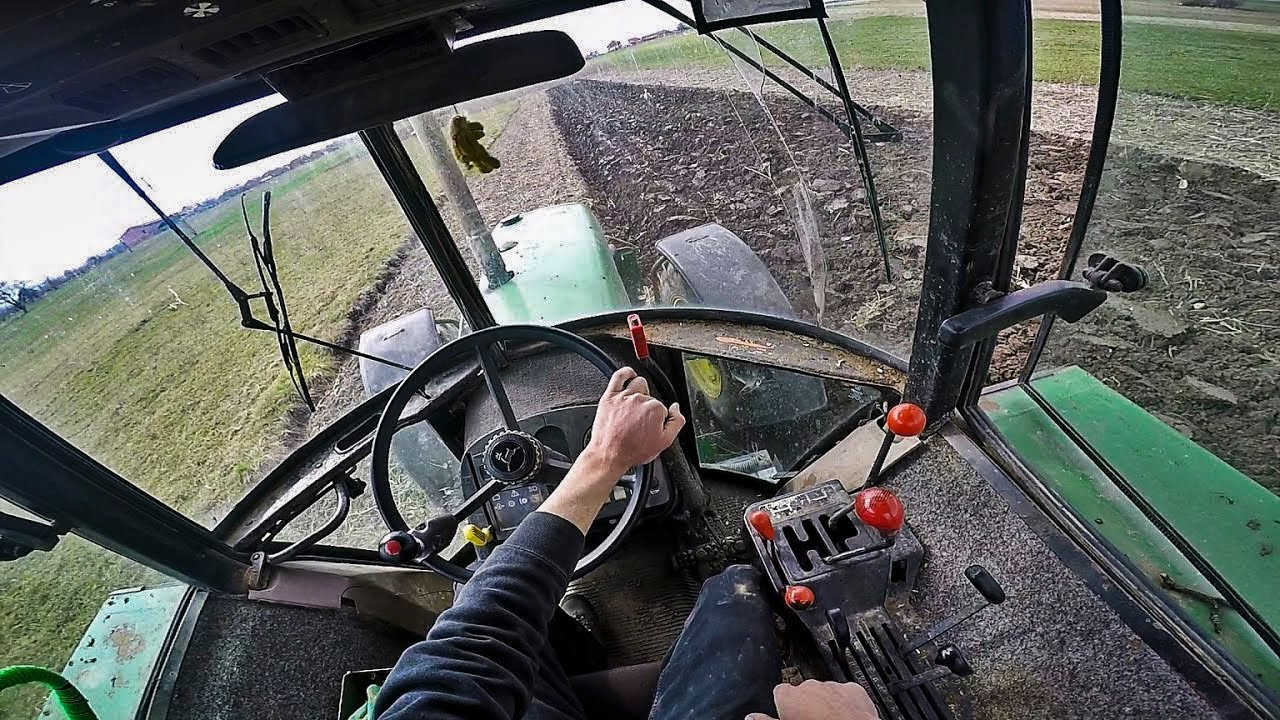 John Deere 2850 Tractor - Plowing POV