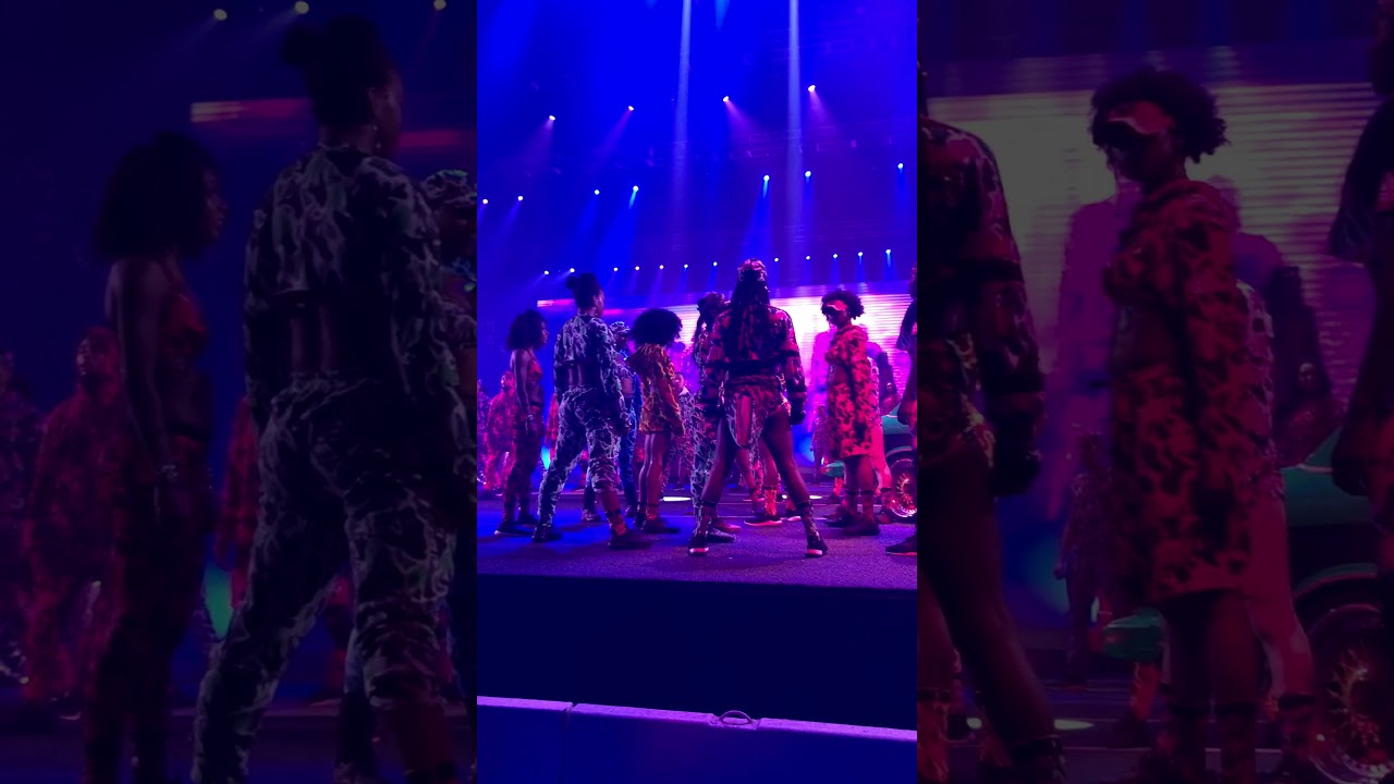 N.E.R.D. - Rollinem 7's Ft. André 3000 (ComplexCon 2017)